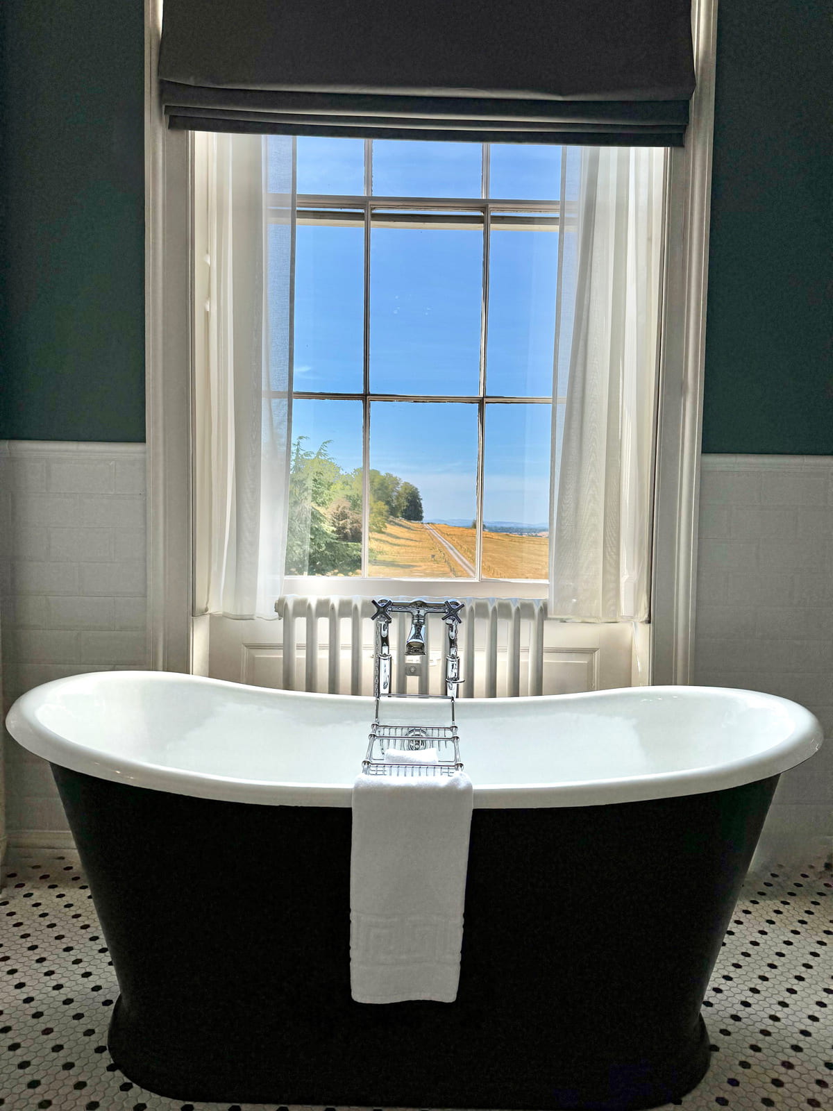 Hawstone Hall bathroom